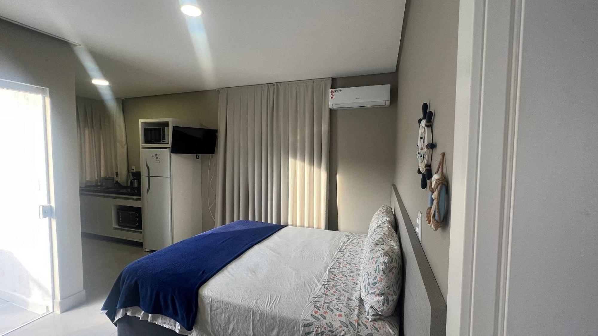 Residencial Tia Dilma Apartment Бомбиняс Екстериор снимка