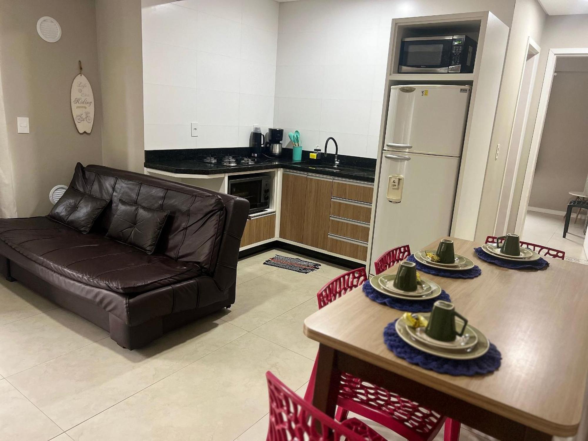 Residencial Tia Dilma Apartment Бомбиняс Екстериор снимка