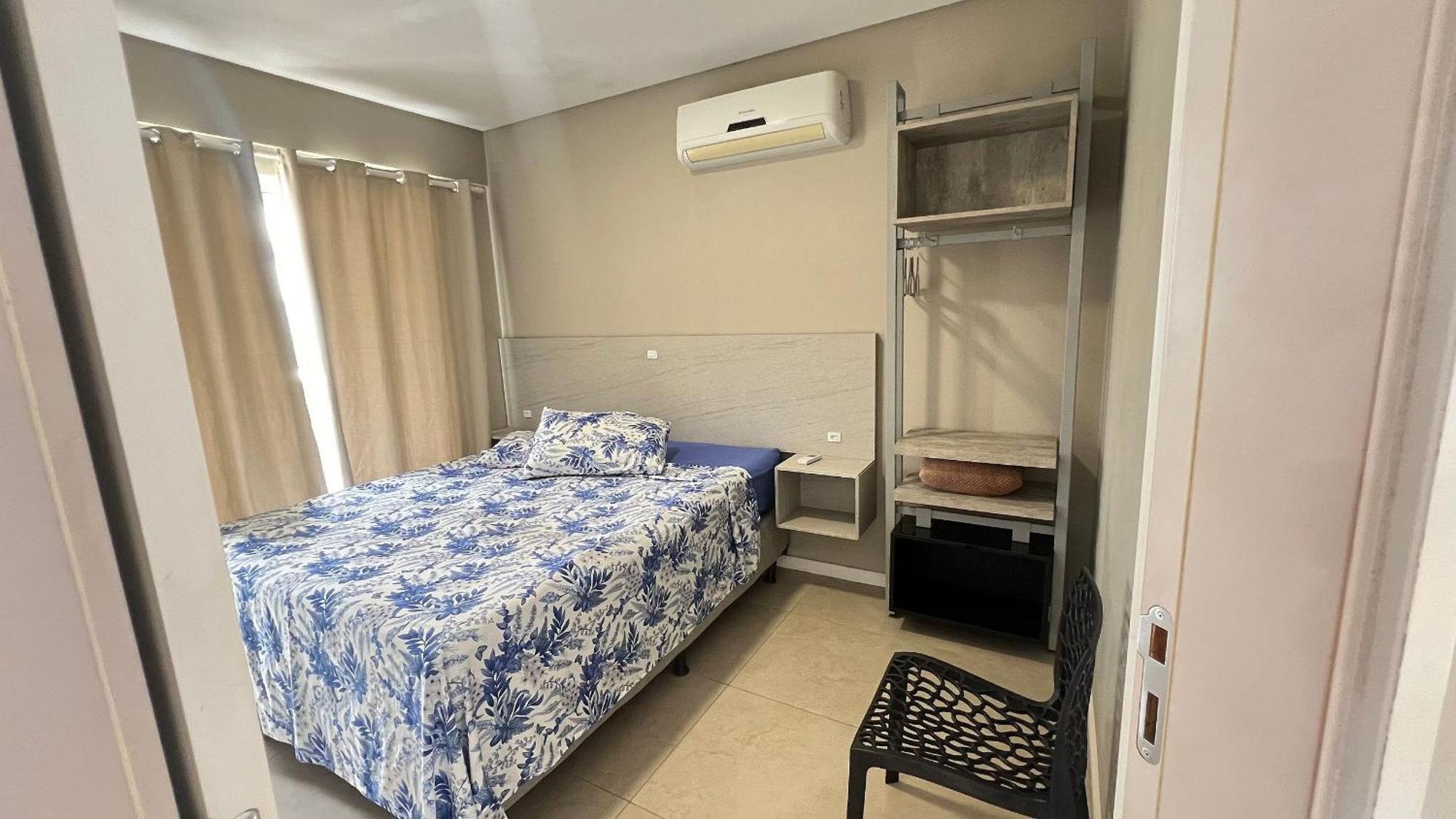 Residencial Tia Dilma Apartment Бомбиняс Екстериор снимка