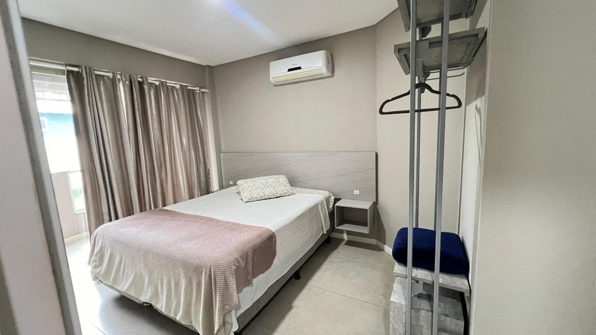 Residencial Tia Dilma Apartment Бомбиняс Екстериор снимка